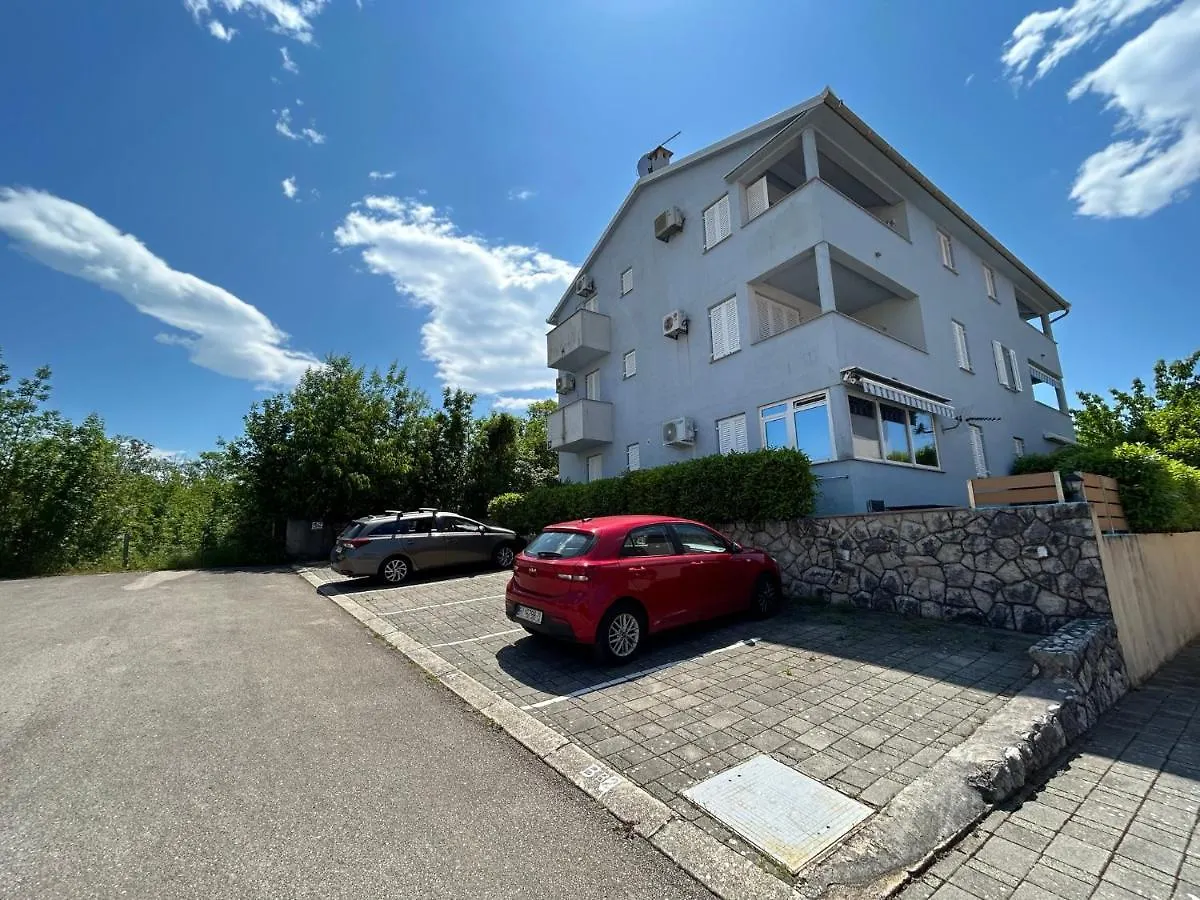 Blue Sun Apartment Malinska 0*,