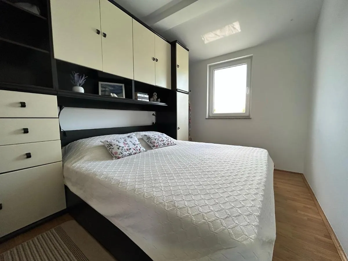 Blue Sun Apartment Malinska